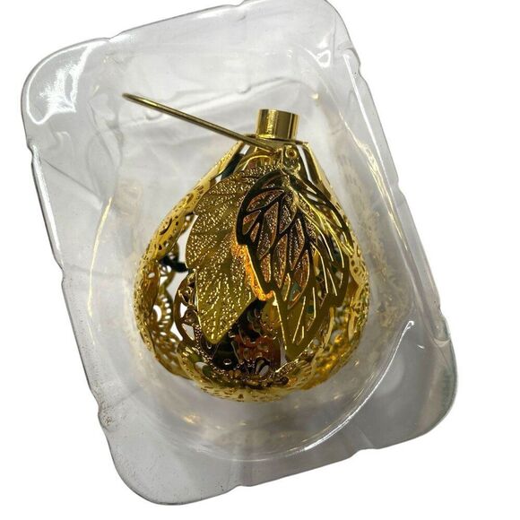 Magic Light 3D Brass Partridge In A Pear Tree 1990 Hallmark Keepsake Ornament - Picture 2 of 6